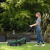 Bosch tondeuse à gazon sans fil CityMower 18V-32-300 (18 V, 1x batterie 4,0 Ah, Moteur Brushless, largeur de coupe : 32 cm, tond jusqu’à 300 m², dans une boîte en carton) – Image 3